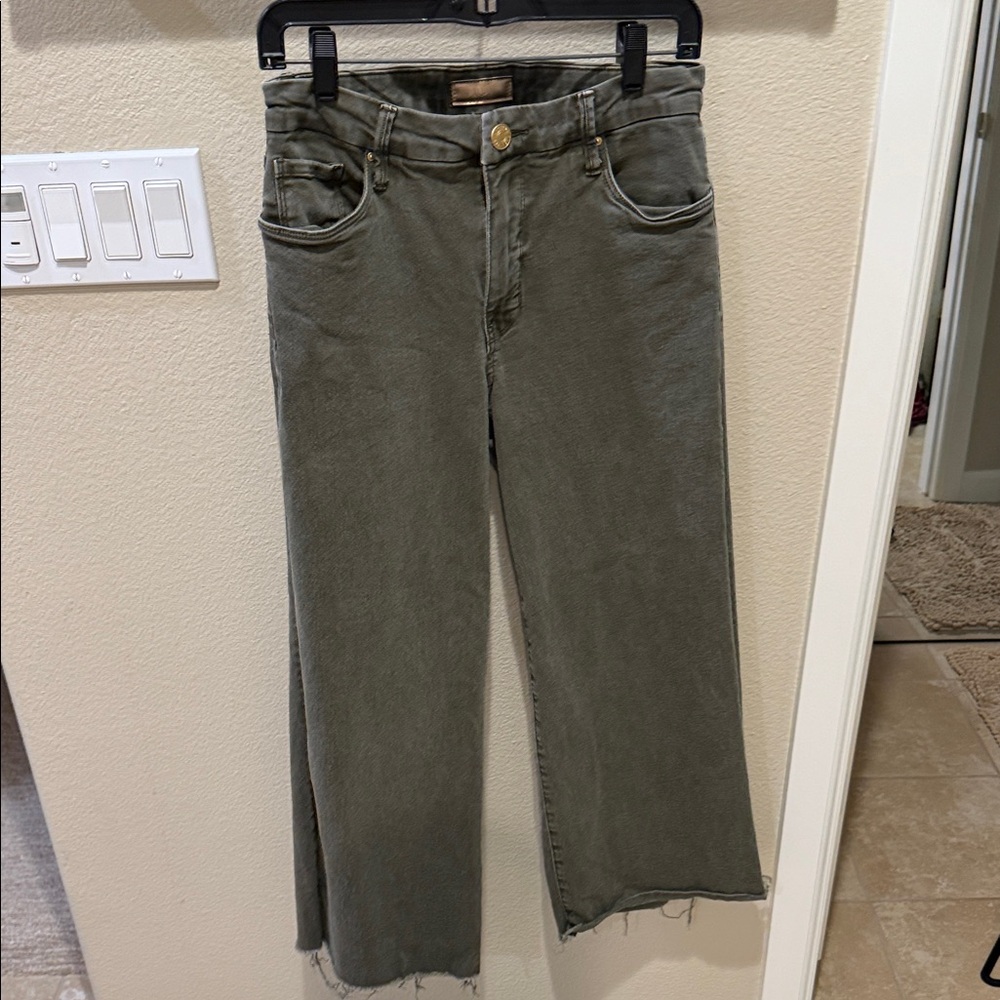 Kut from the Kloth Olive Straight Leg Jeans
